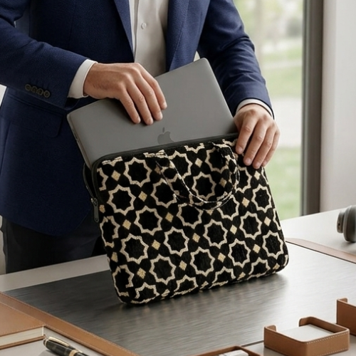 ATLAS TECH – Pochette PC Artisanale Marocaine