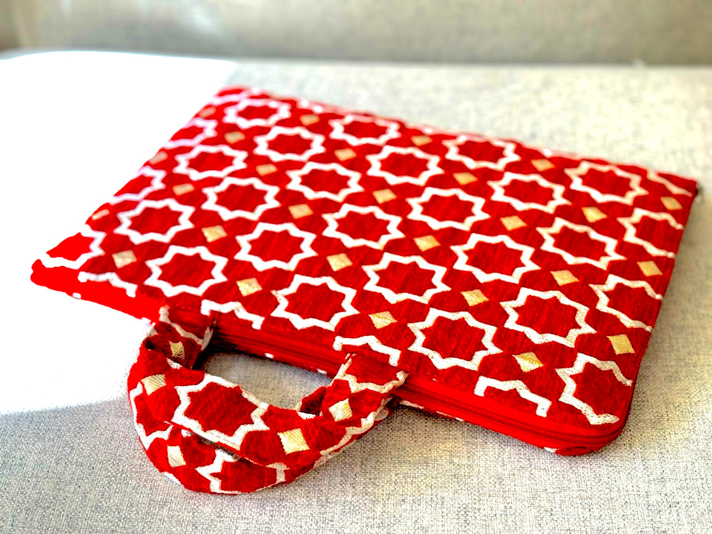 ATLAS TECH – Pochette PC Artisanale Marocaine
